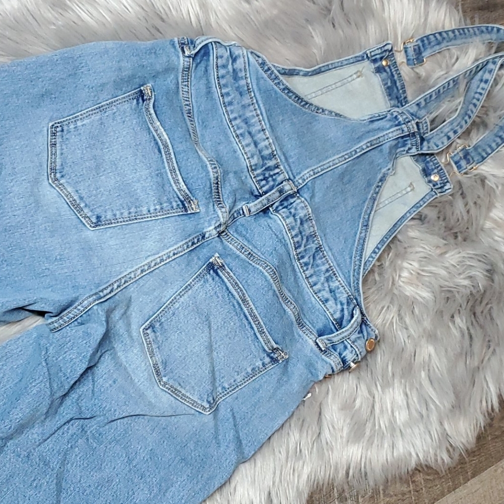 Cropped Overalls - Picture 3 of 5